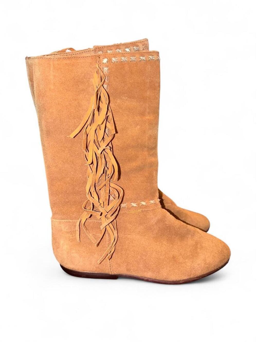 Tan suede leather boots with fringe and silver studs, size US 8